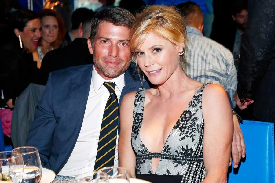 Julie Bowen Husband
