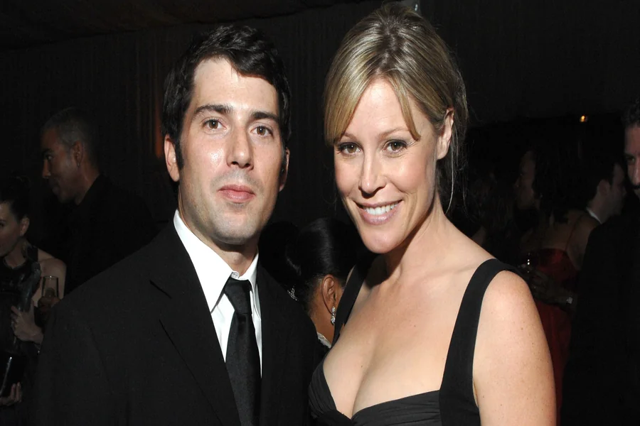 Julie Bowen Husband